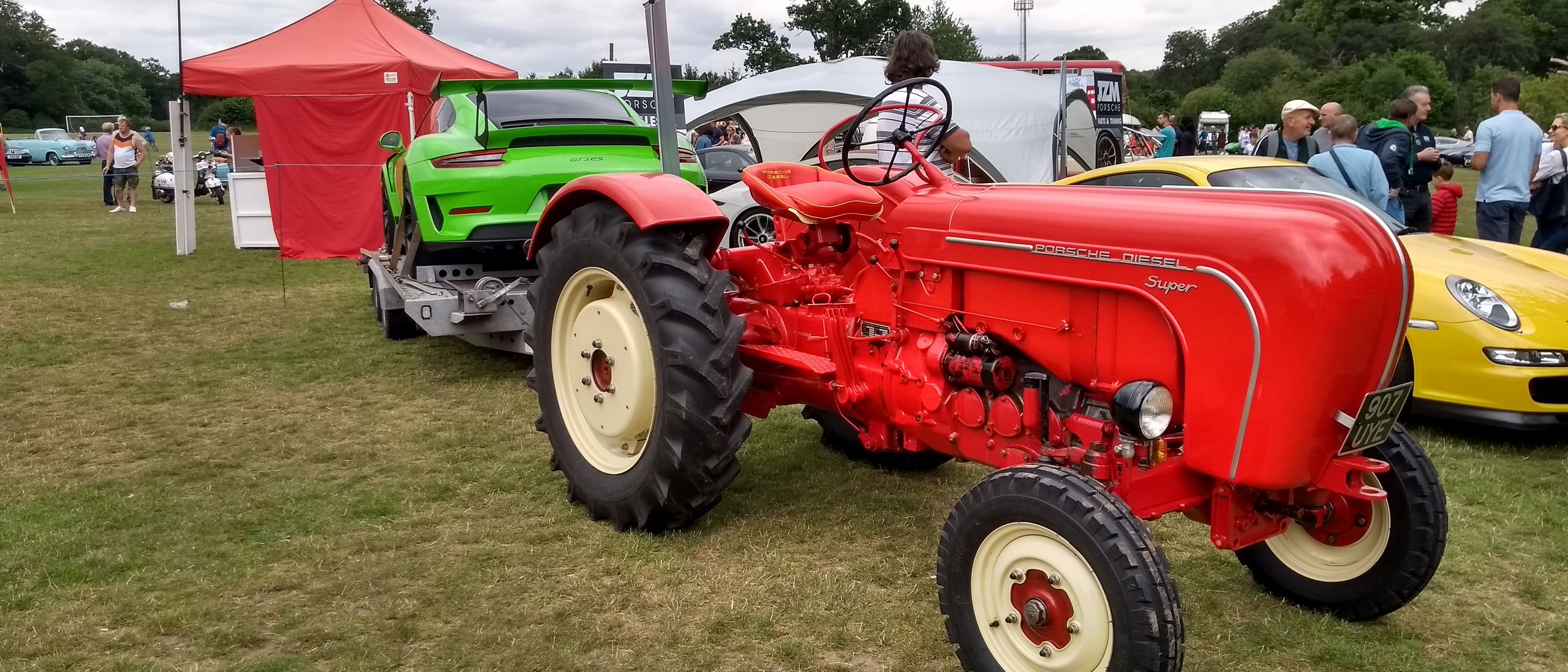 Chorleywood Classic & Supercar Show July 2019